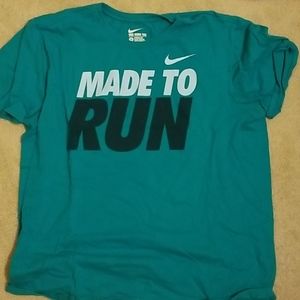 Nike tee shirt